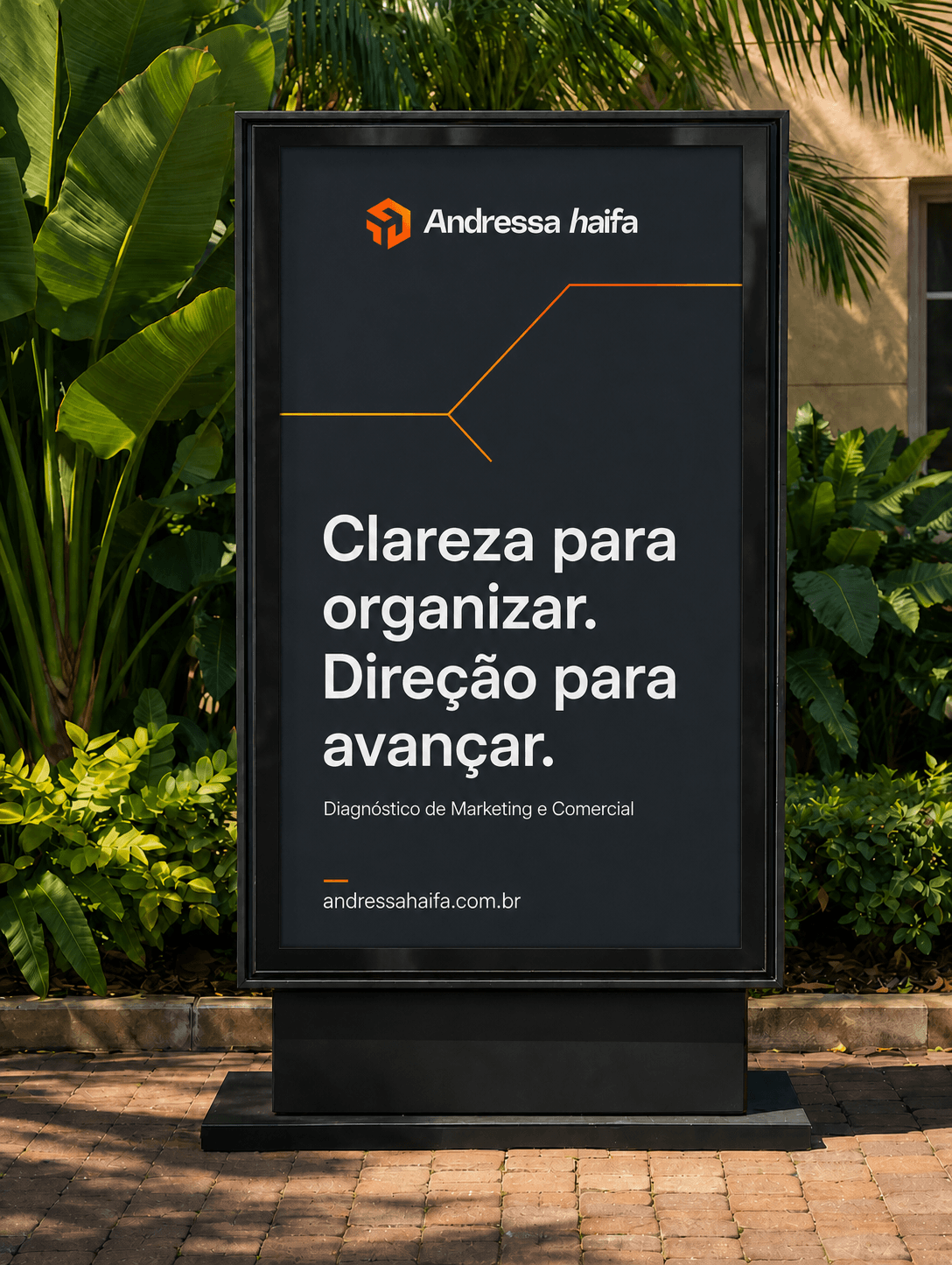 Mockup de totem digital com a marca Andressa haifa